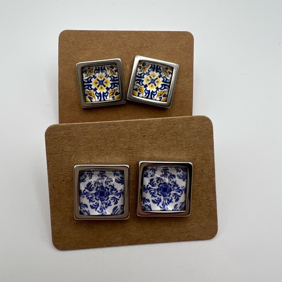 Stylish Classic Blue Stud Earring Set - Timeless Trendy Stud Earrings - Picture 6 of 11